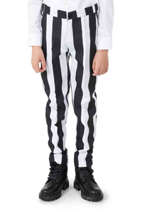 A child wearing the Suitmeister Beetlejuice outfit stands facing forward, donning black boots. The image captures the lower half of the body.
